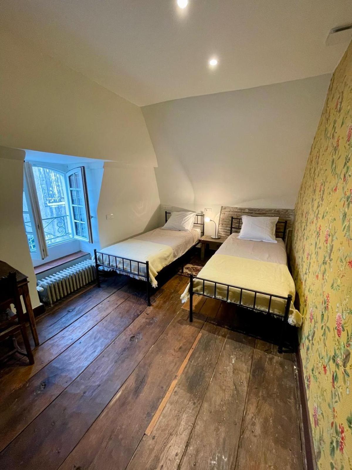 Jardin Des Remparts Bed and Breakfast Orthez Eksteriør billede